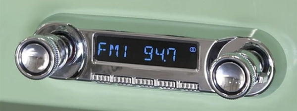 Retrosound Huntington DAB Digital Classic Spindle Style Radio with Bluetooth USB by Retrosound - CarAudioStuff